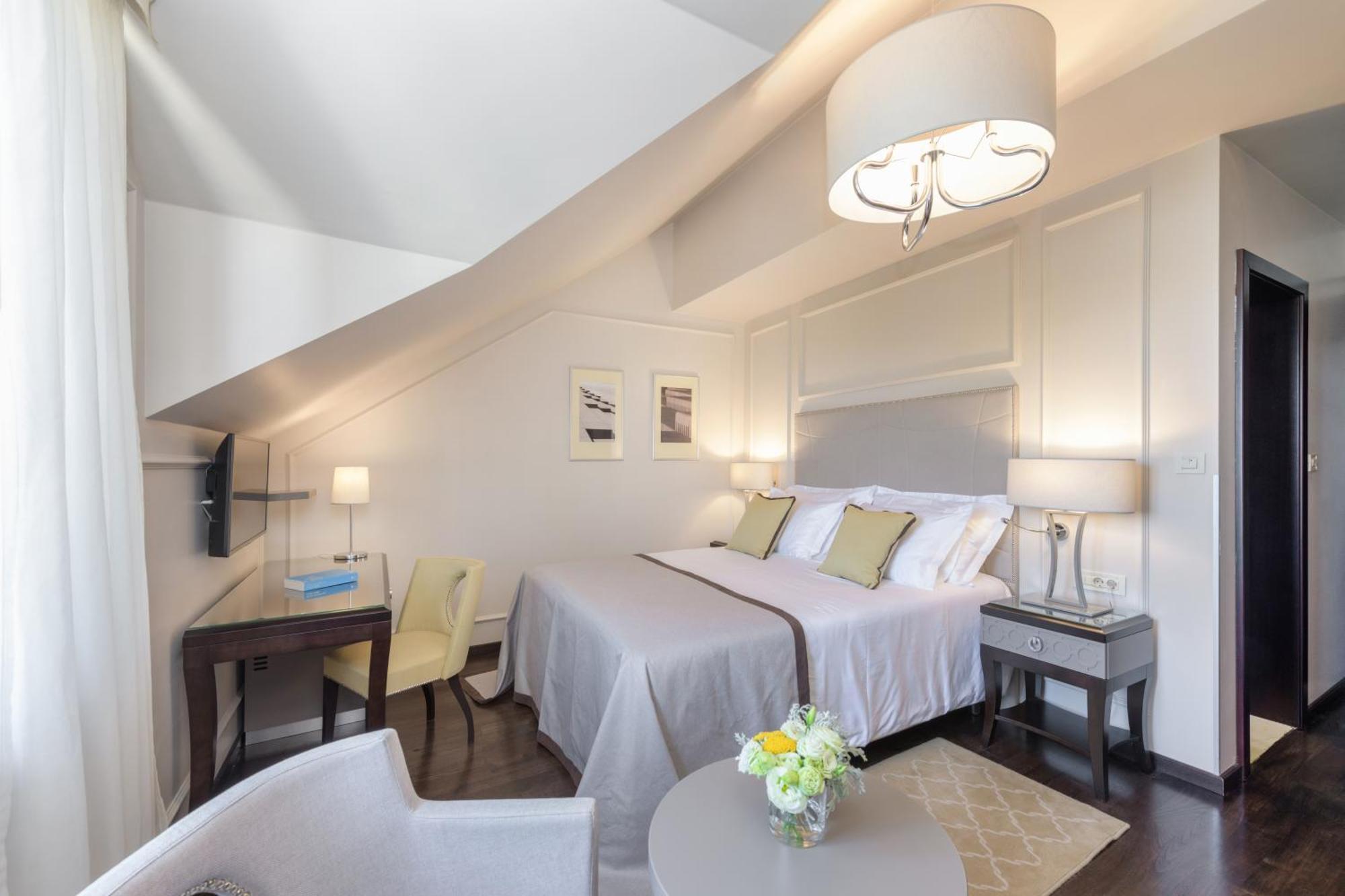 Bastion Heritage Hotel Zadar Bagian luar foto